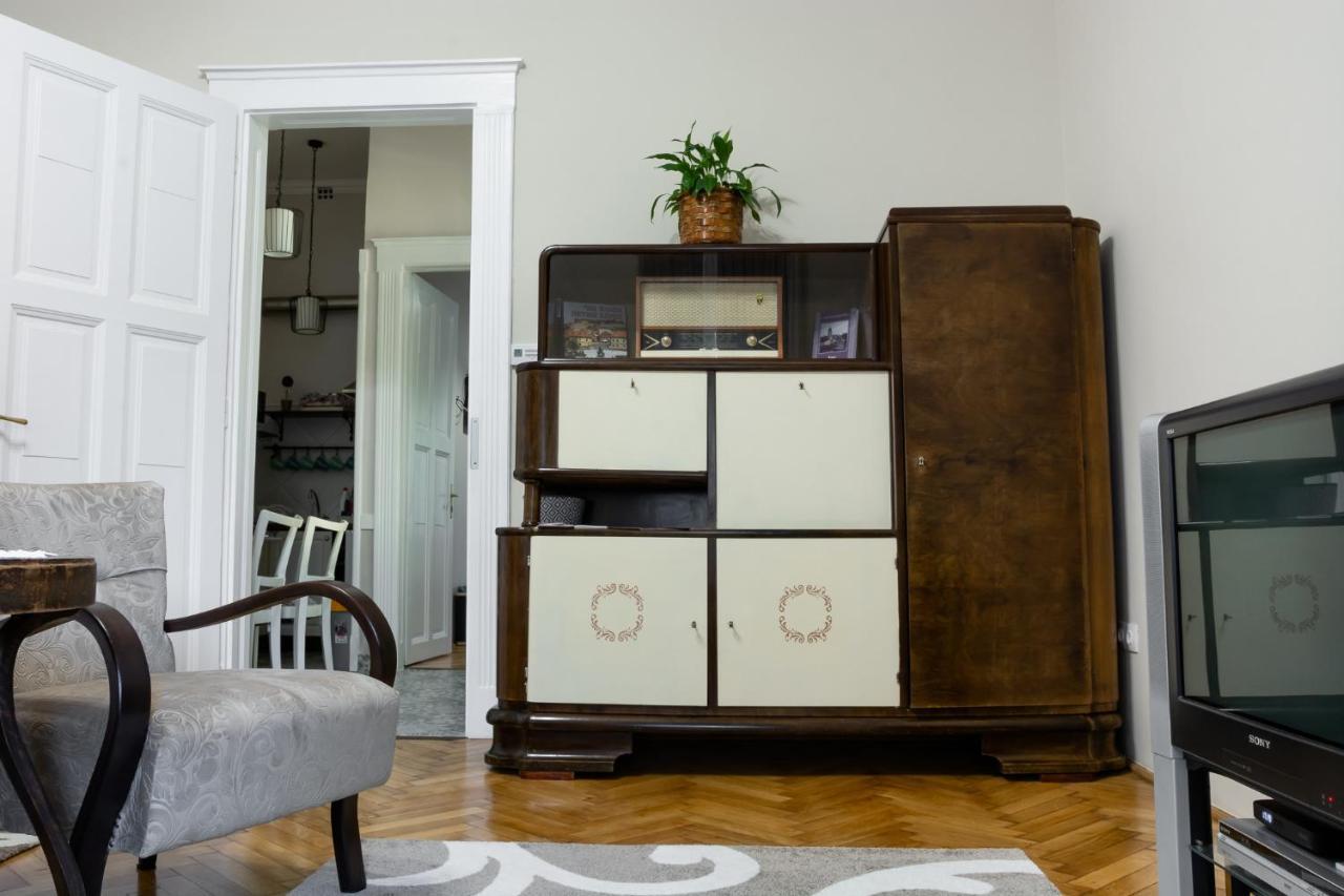 Ekszerdoboz Apartman Eger Apartment Ngoại thất bức ảnh