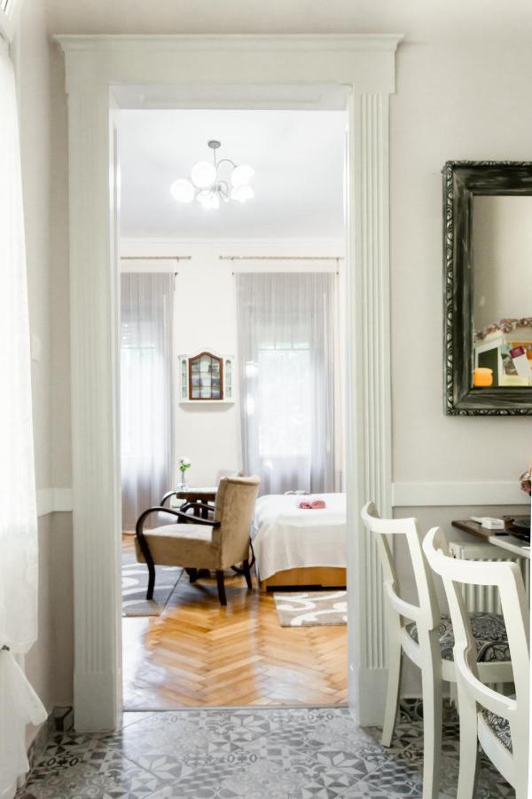 Ekszerdoboz Apartman Eger Apartment Ngoại thất bức ảnh