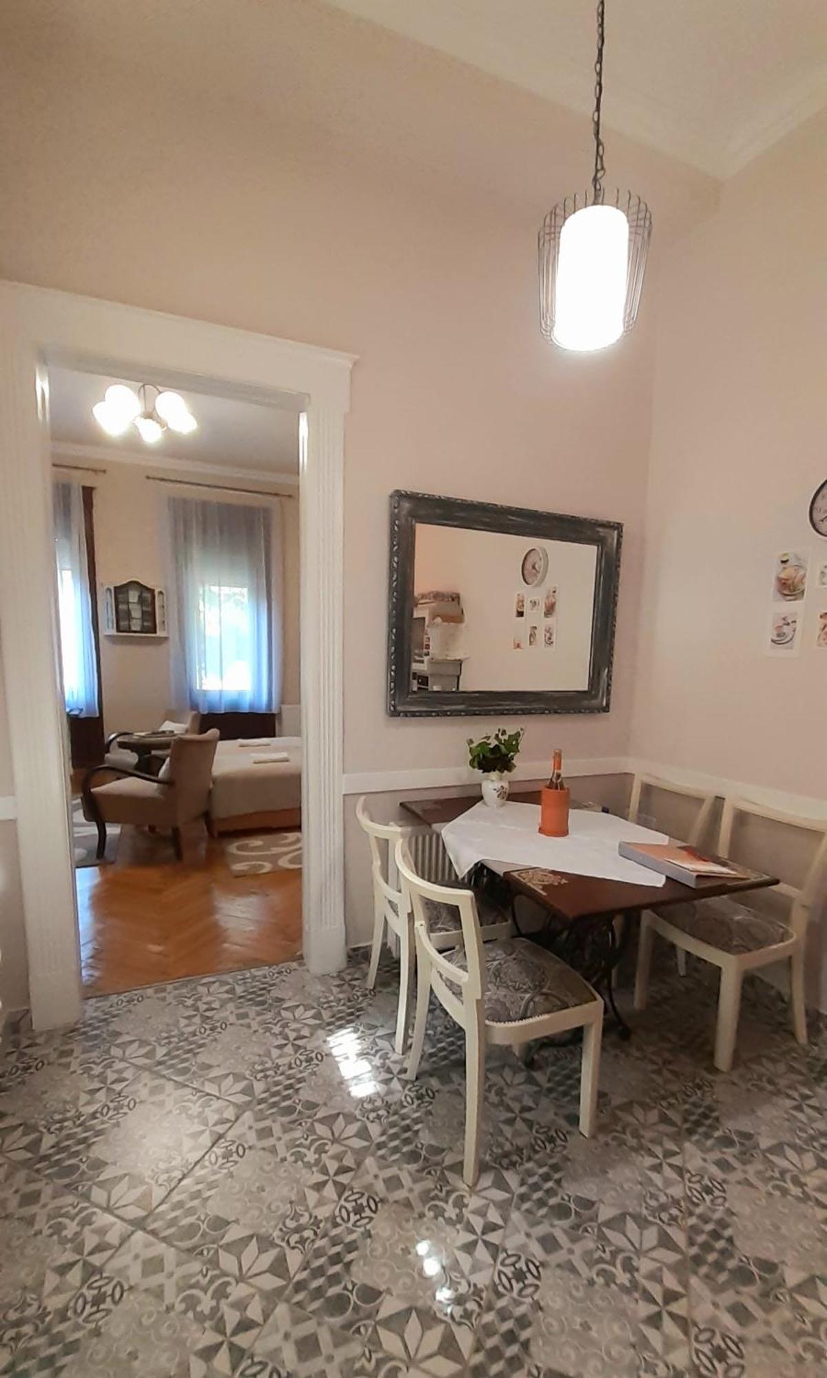 Ekszerdoboz Apartman Eger Apartment Ngoại thất bức ảnh